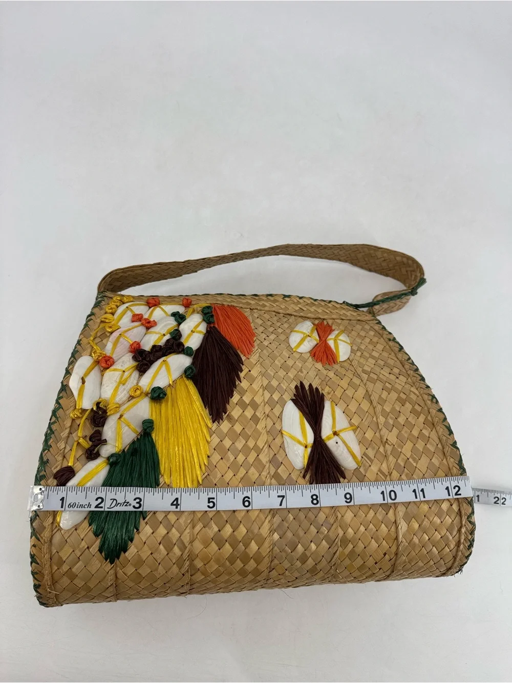 Vintage 60s Mid Century Hawaiian Real Shell Embroidered Raffia Shoulder Bag